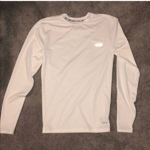 White champion compression shirt